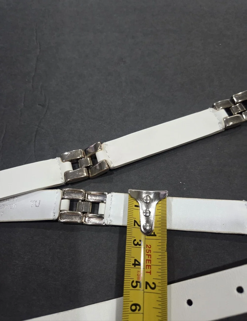 Martina Mori Women's White Metal-Linked Waist Belt One Size